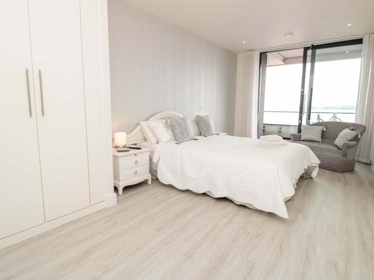 20 Summer Place